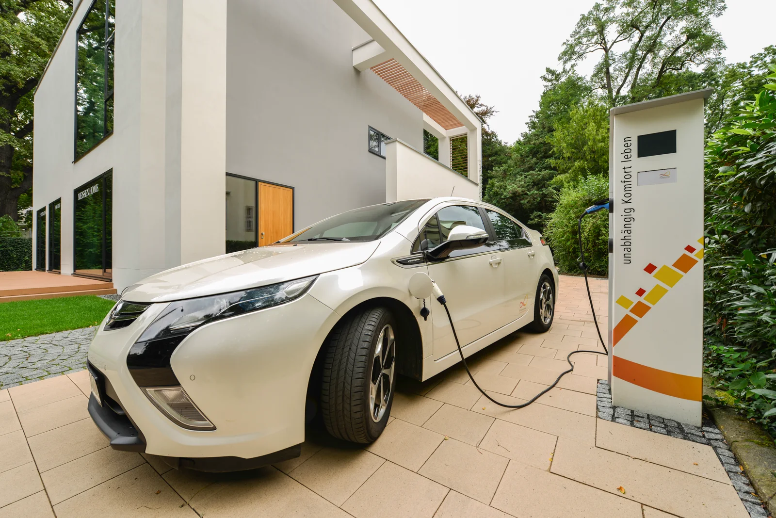easyCharge2 charging station